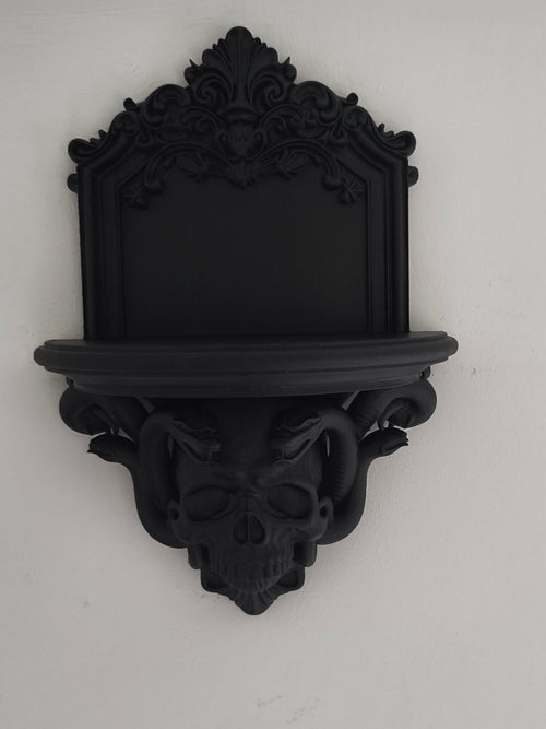 Etajera Perete Stil Gotic Craniu